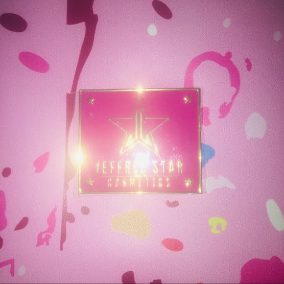โ๏ธโ๏ธHPโ๏ธโ๏ธ JEFFREE STAR JAWBREAKER MAKEUP BAG - Picture 8 of 8